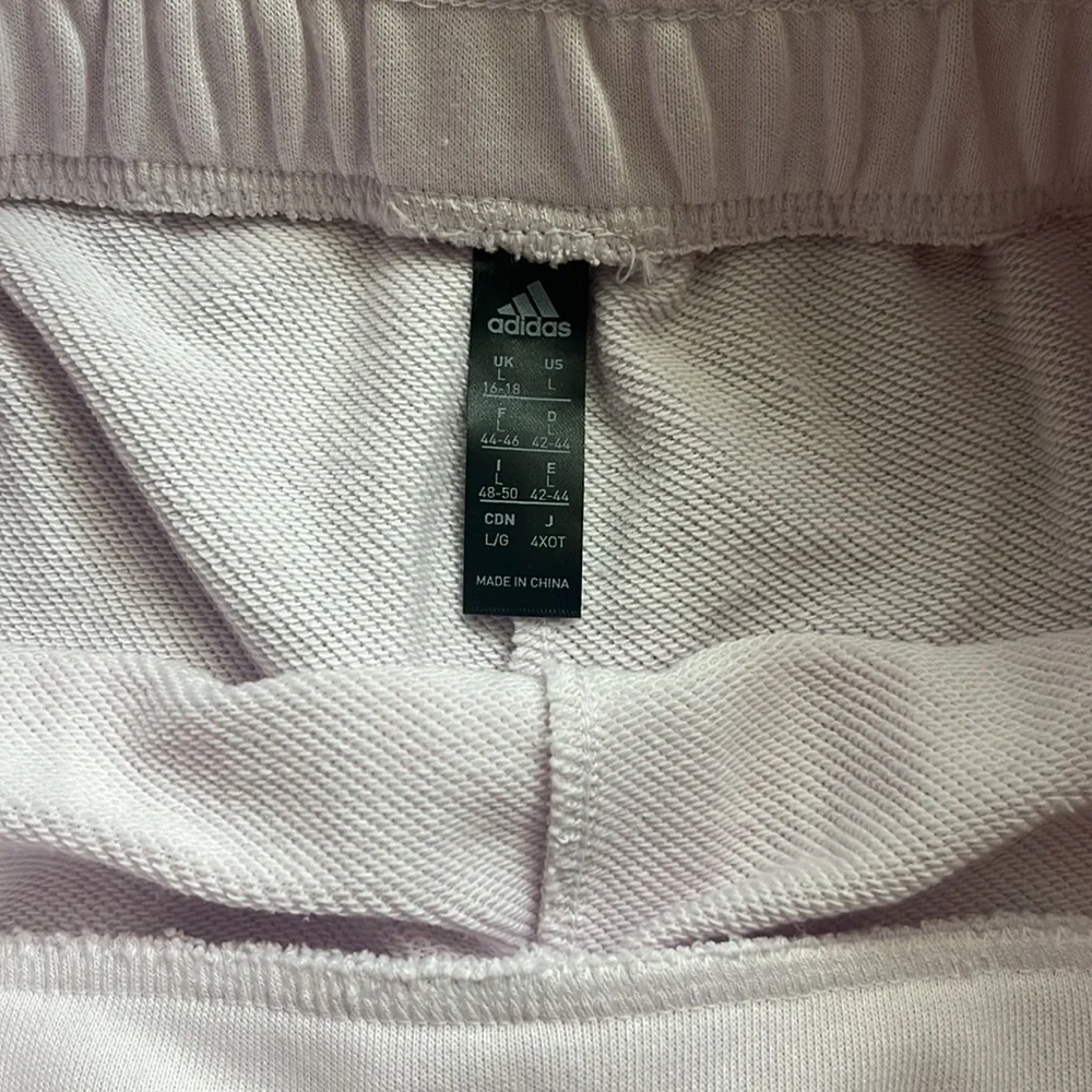Adidas hyper glam French Terry lounge SET. Womens Large. Shorts are new with tag - Picture 7 of 14